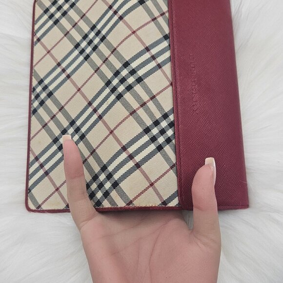 Burberry Nova Check Long Wallet Leather Long Wallet - Picture 7 of 17